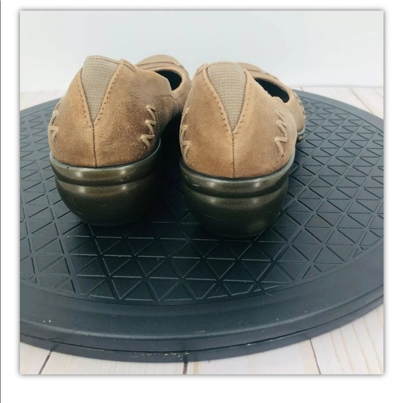 Easy Spirit Womens Espine Crest Leather Slip On Beige Wedge Loafer Shoes Size 8M - Picture 13 of 15